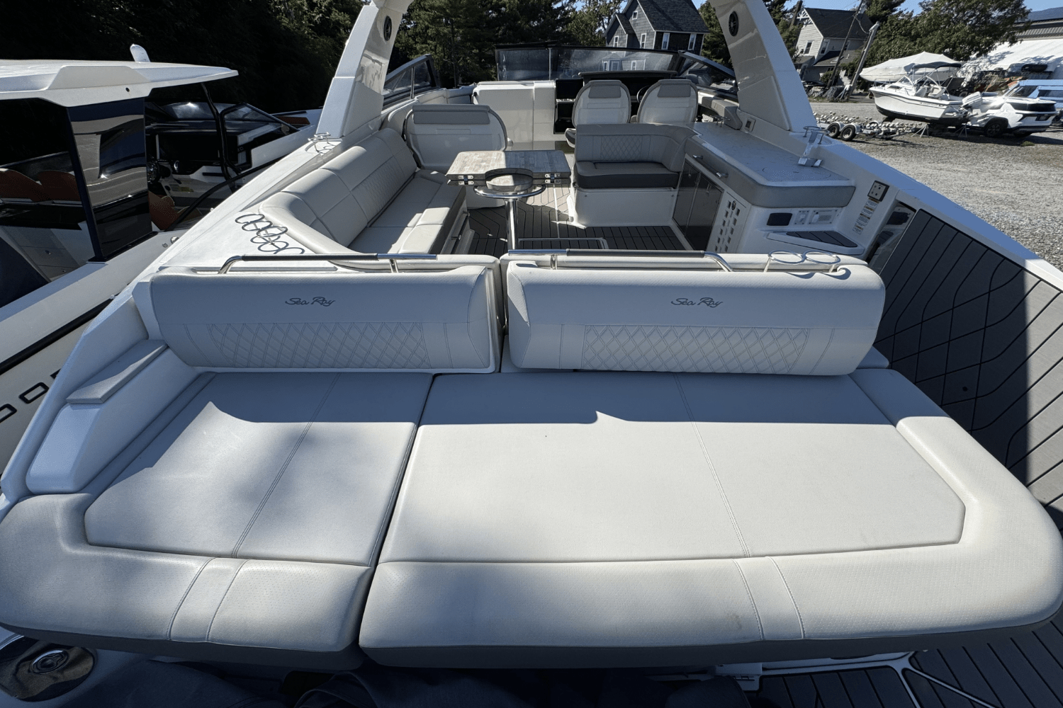 2022 Sea Ray SLX 400 Image Thumbnail #8