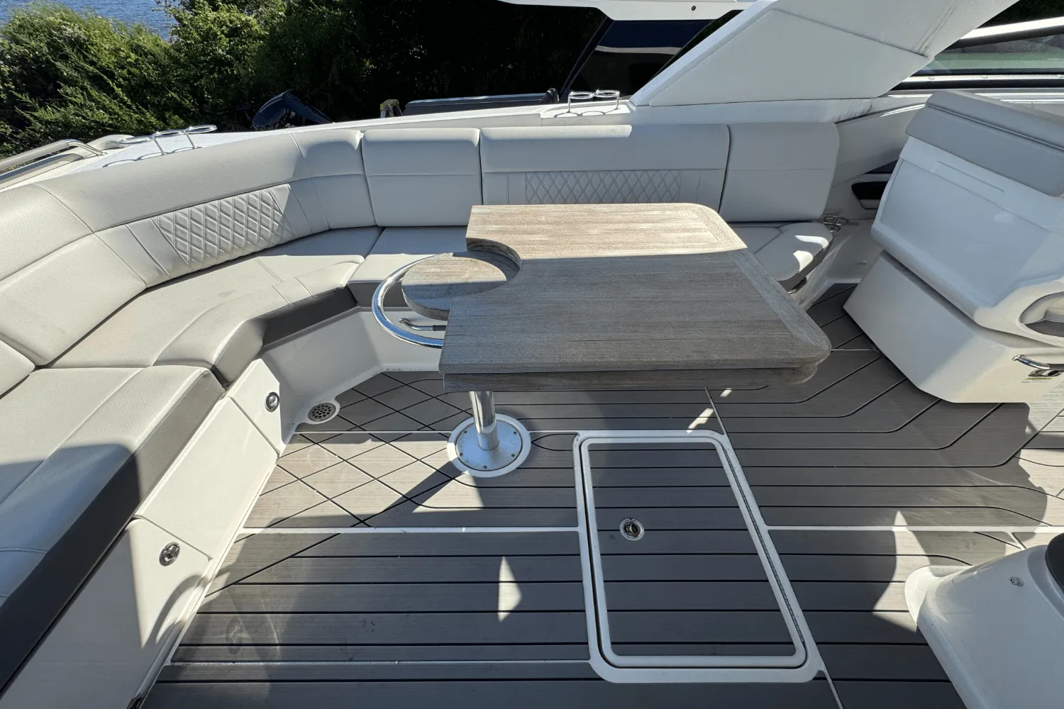 2022 Sea Ray SLX 400 Image Thumbnail #17