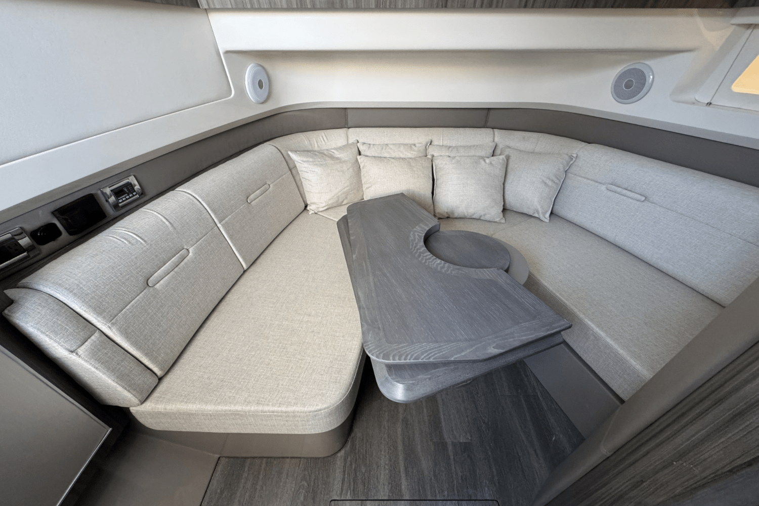 2022 Sea Ray SLX 400 Image Thumbnail #44