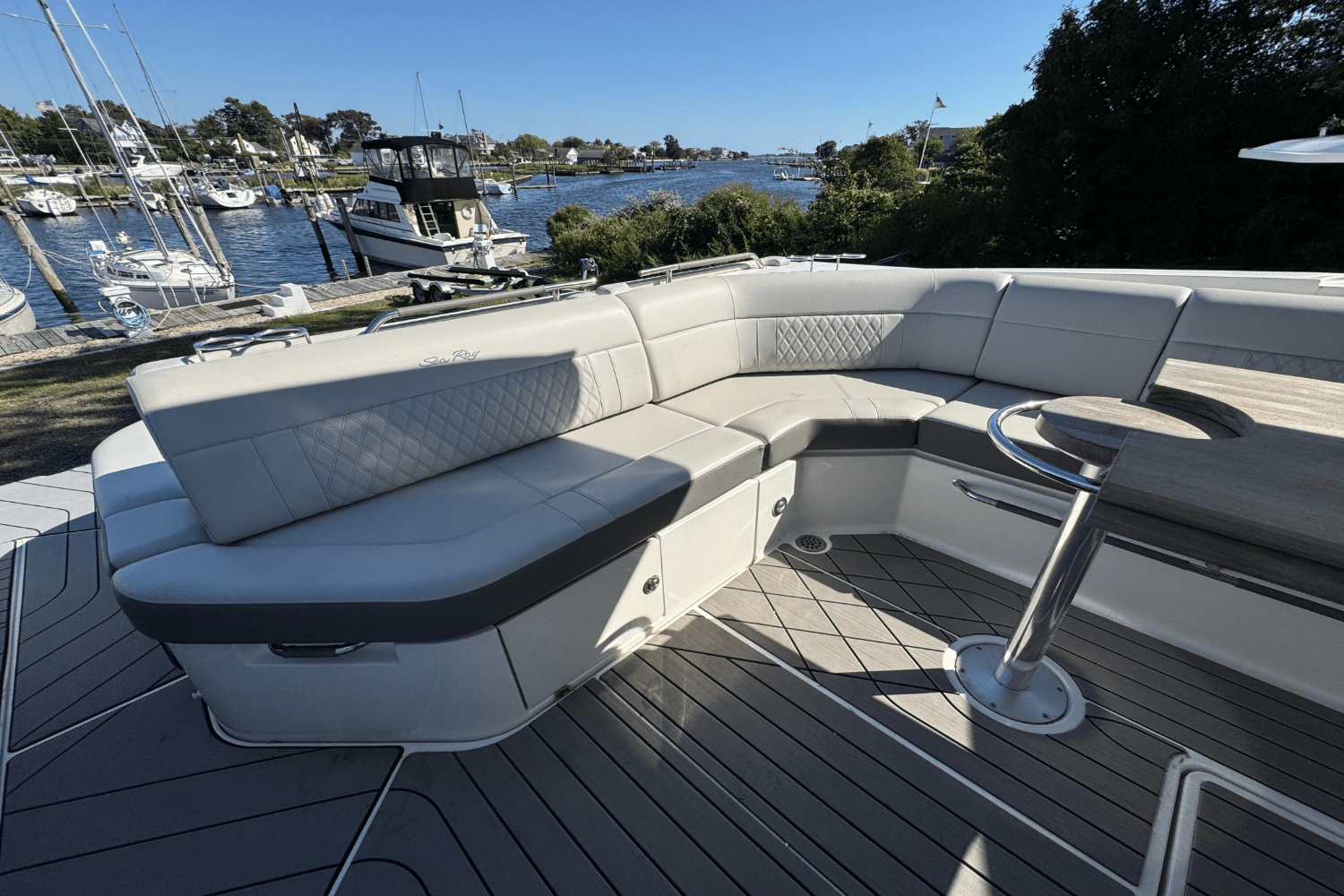 2022 Sea Ray SLX 400 Image Thumbnail #16