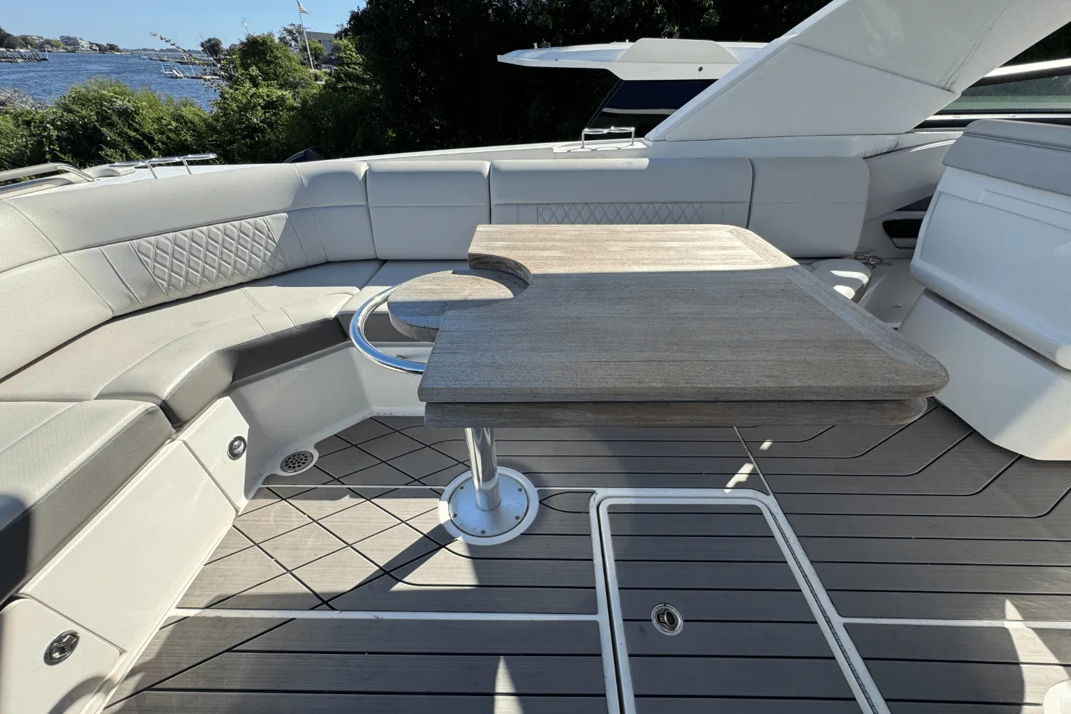 2022 Sea Ray SLX 400 Image Thumbnail #18