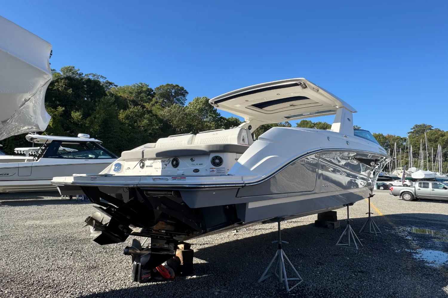 2022 Sea Ray SLX 400 Image Thumbnail #1