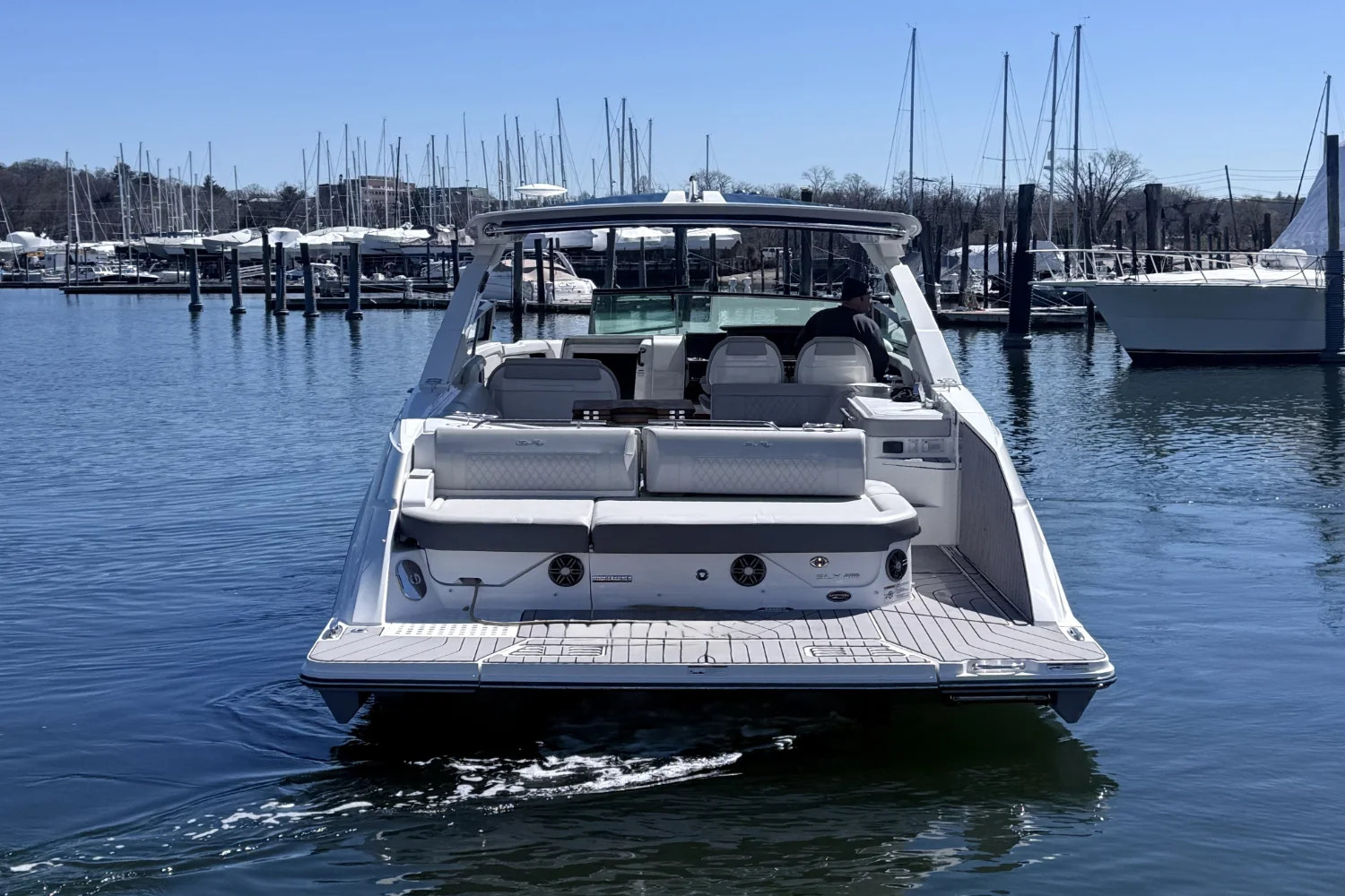 2022 Sea Ray SLX 400 Image Thumbnail #3