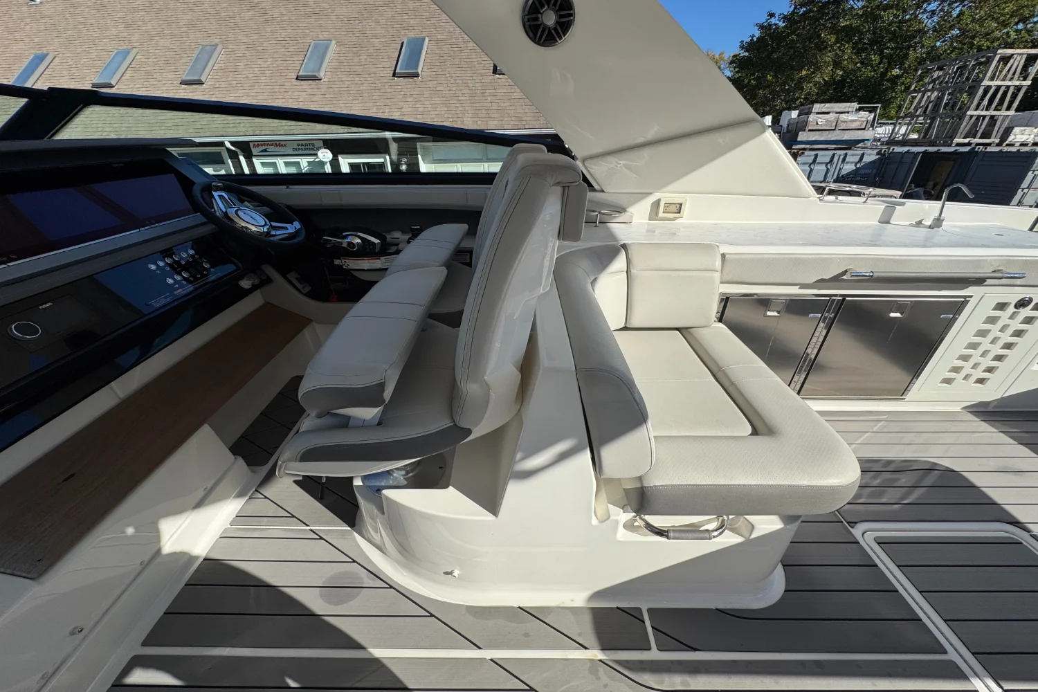 2022 Sea Ray SLX 400 Image Thumbnail #17