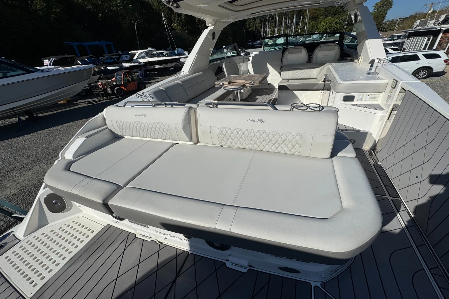 2022 Sea Ray SLX 400 Image Thumbnail #4