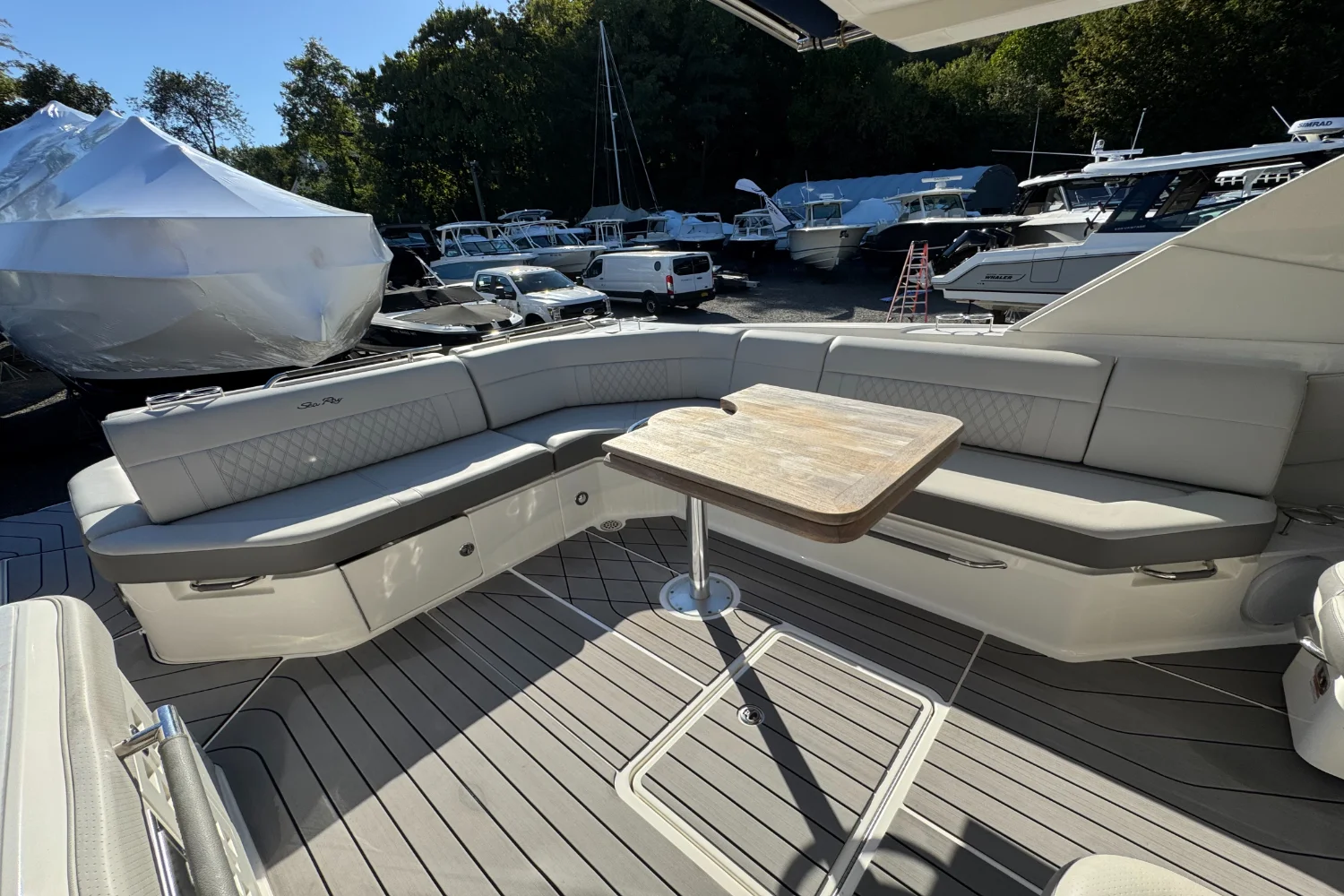 2022 Sea Ray SLX 400 Image Thumbnail #6