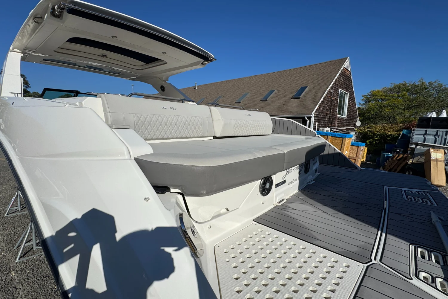 2022 Sea Ray SLX 400 Image Thumbnail #2