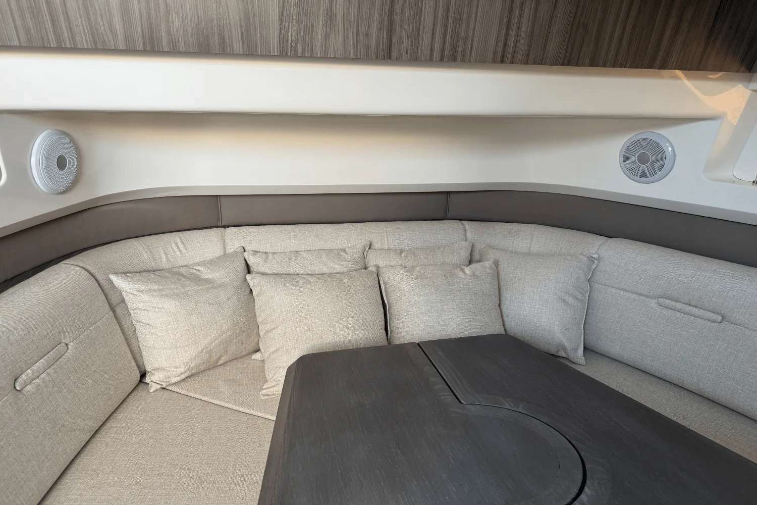 2022 Sea Ray SLX 400 Image Thumbnail #47