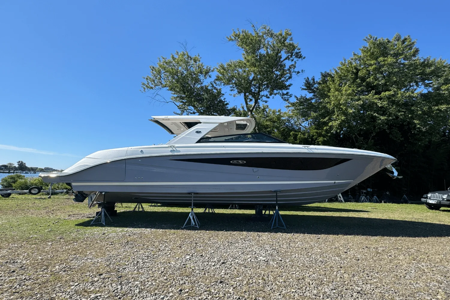2022 Sea Ray SLX 400 Image Thumbnail #0