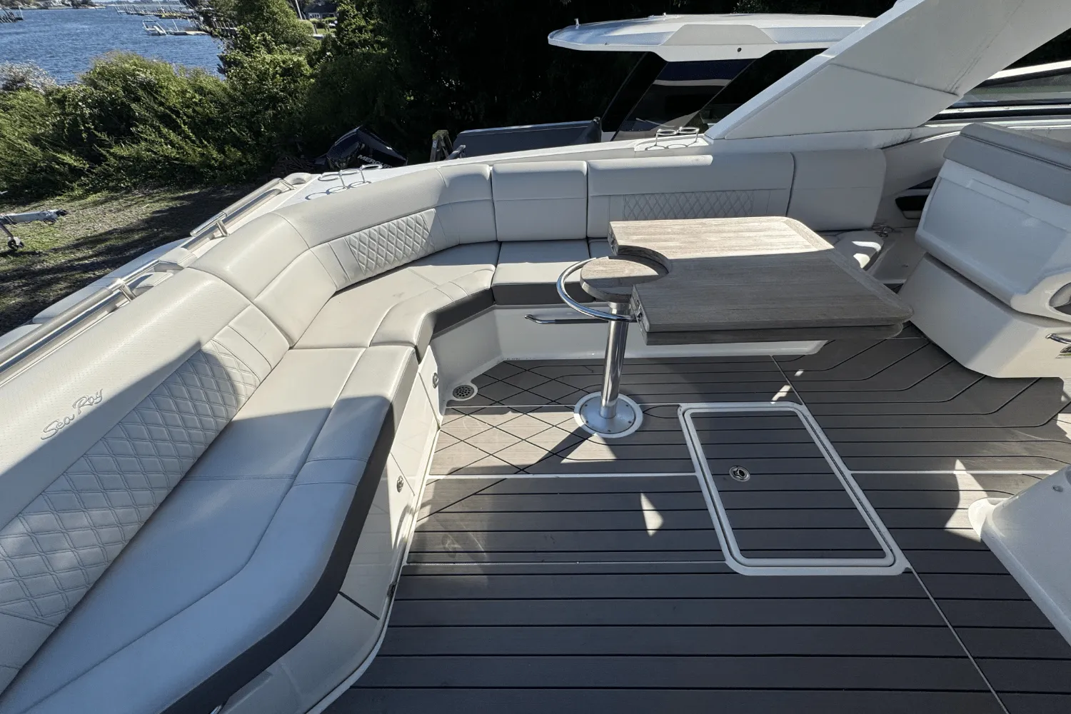 2022 Sea Ray SLX 400 Image Thumbnail #15