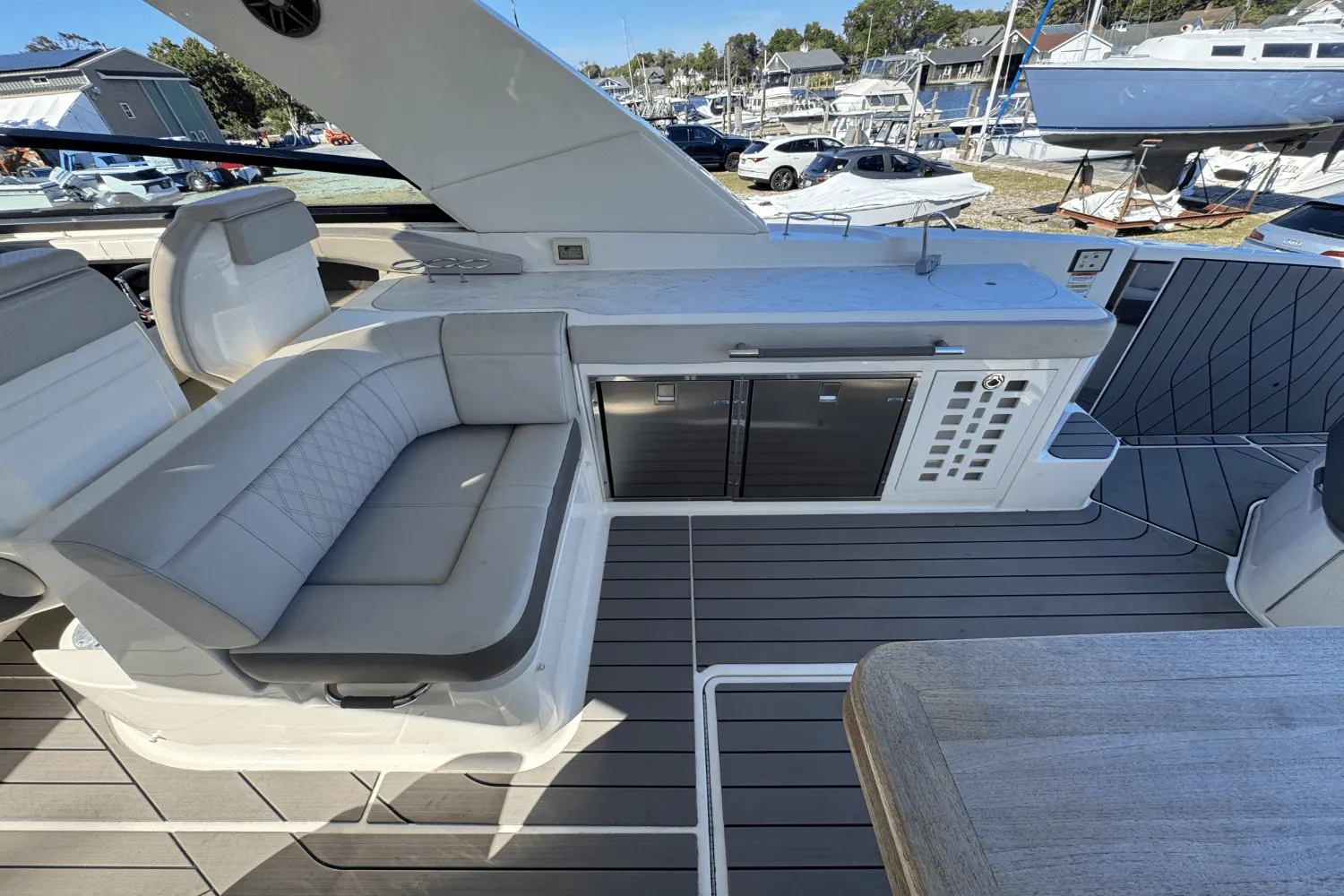 2022 Sea Ray SLX 400 Image Thumbnail #24