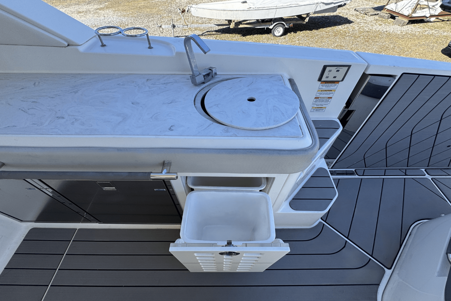 2022 Sea Ray SLX 400 Image Thumbnail #27