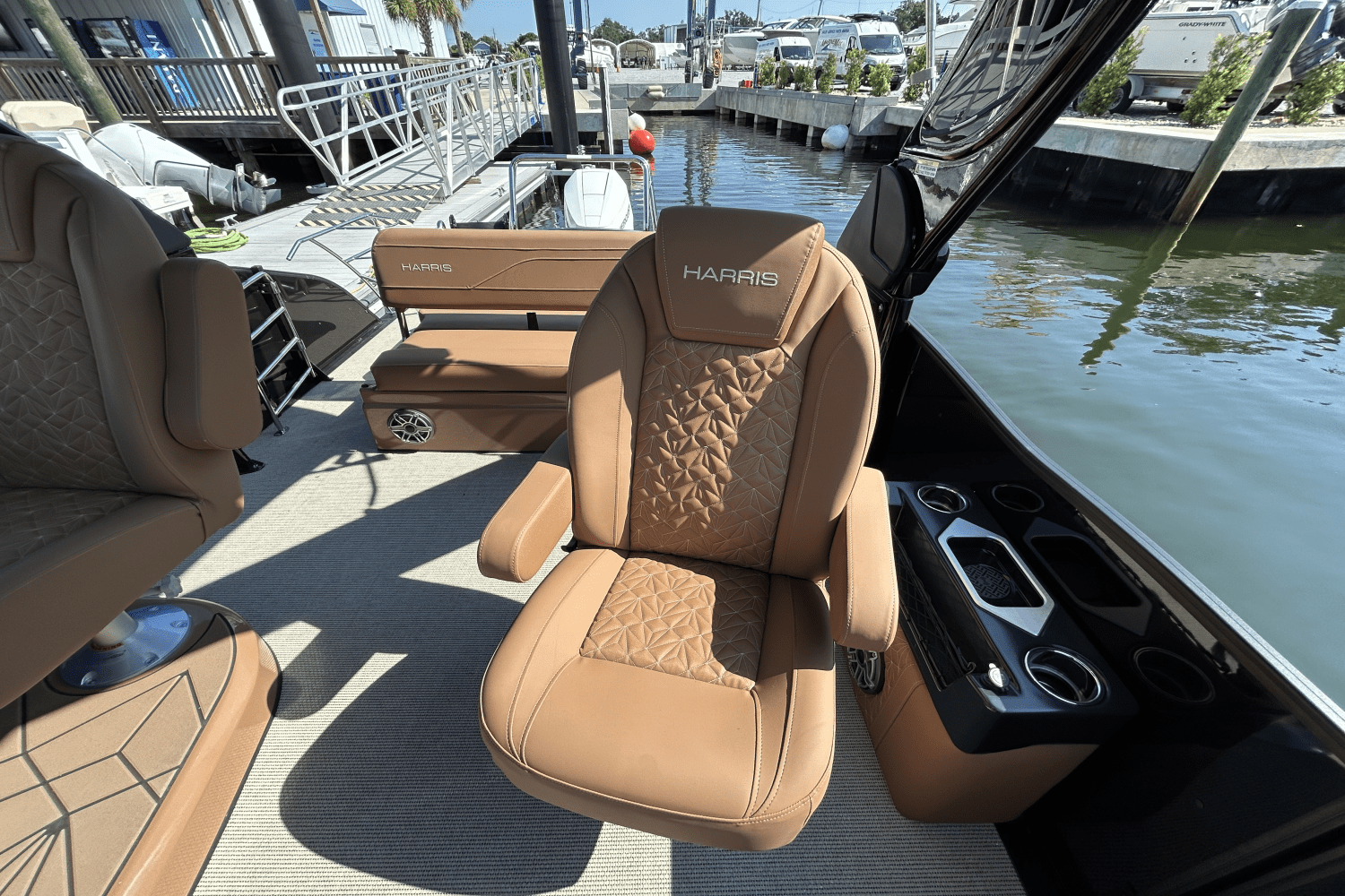 2026 Harris Grand Mariner 250 Image Thumbnail #14