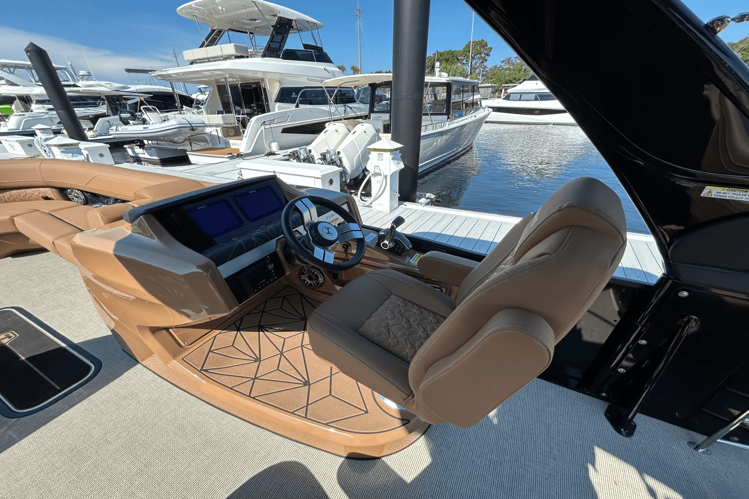 2026 Harris Grand Mariner 250 Image Thumbnail #11