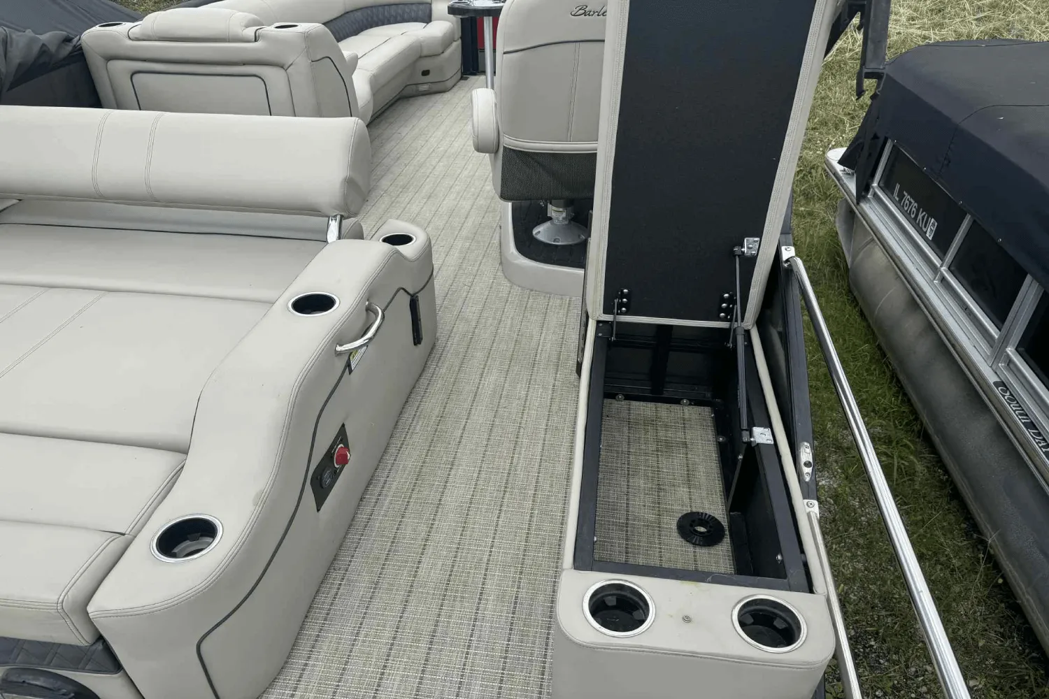 2019 Barletta L21U Image Thumbnail #8