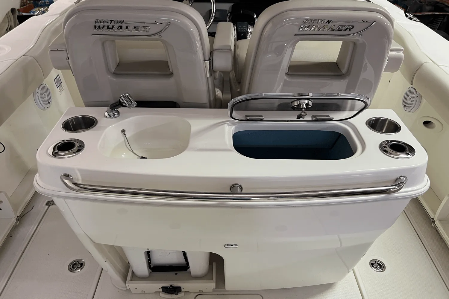 2017 Boston Whaler 280 OUTRAGE Image Thumbnail #14