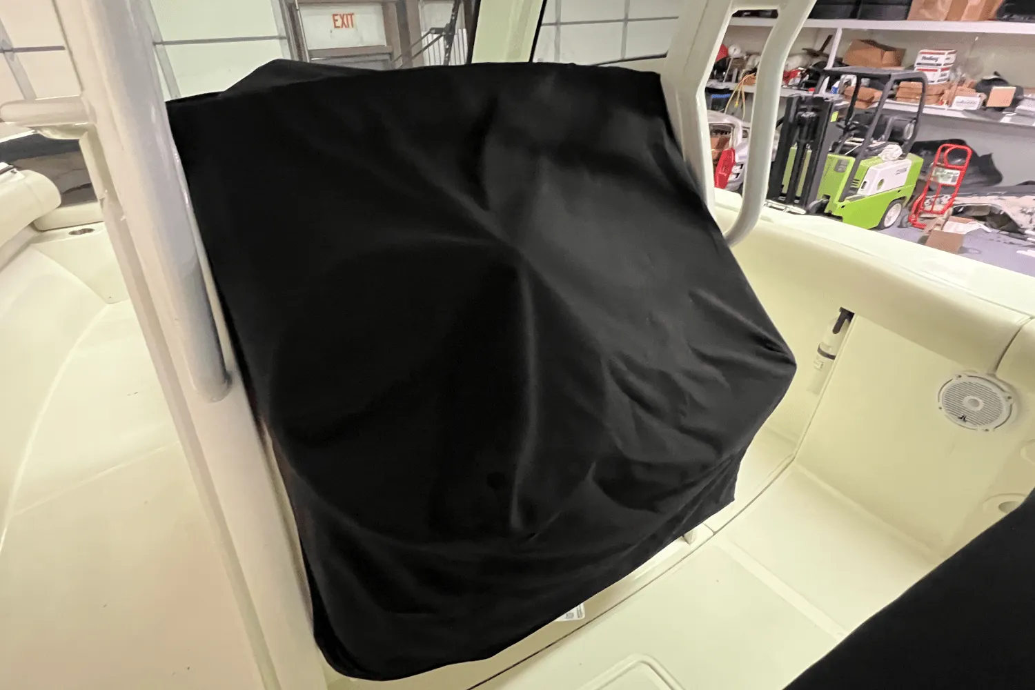 2017 Boston Whaler 280 OUTRAGE Image Thumbnail #17