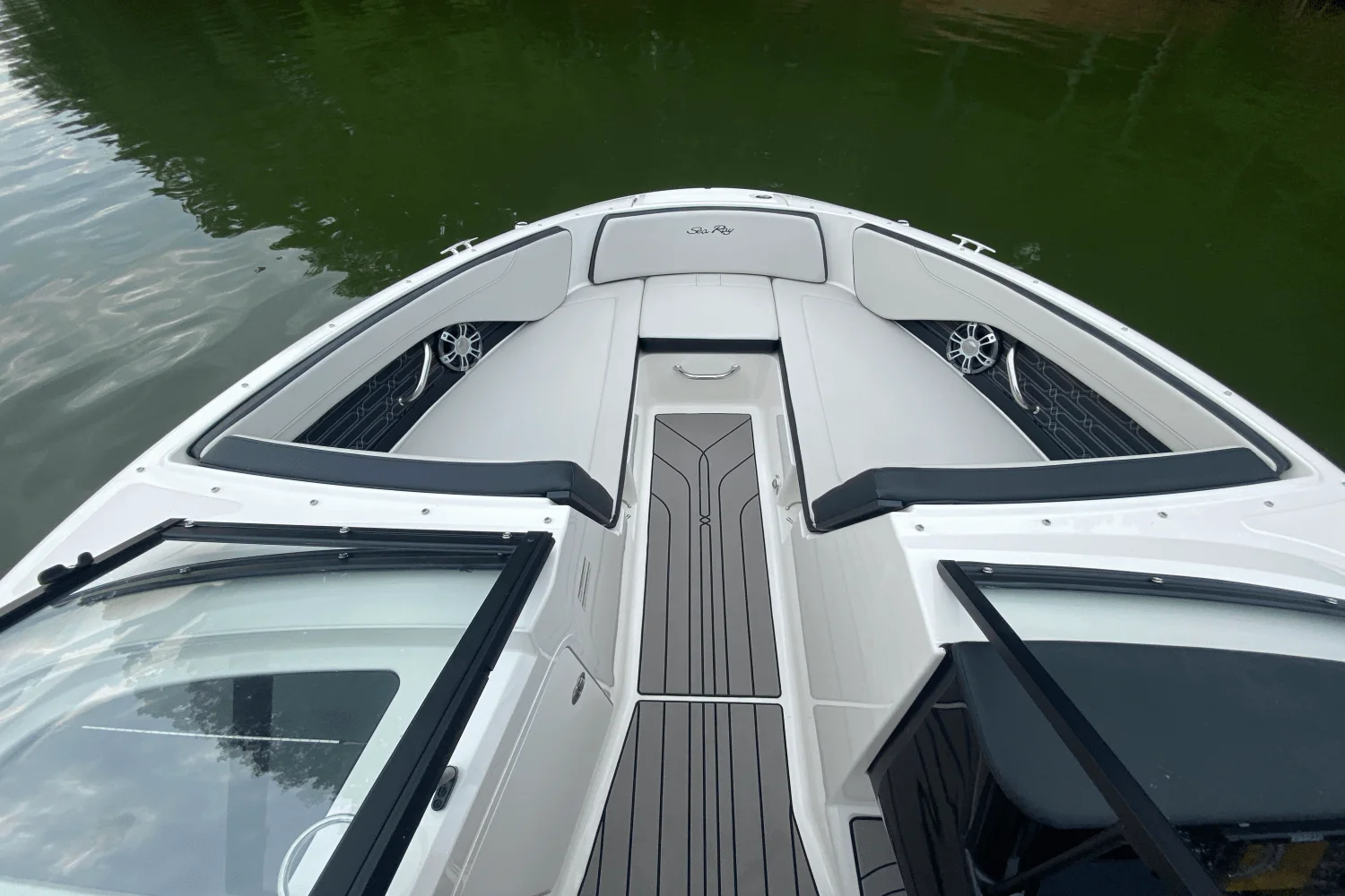 2024 Sea Ray 210 SPX Image Thumbnail #5