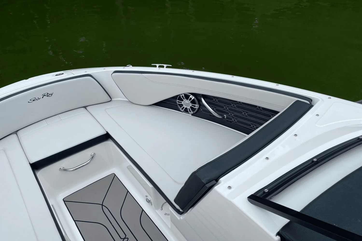 2024 Sea Ray 210 SPX Image Thumbnail #7