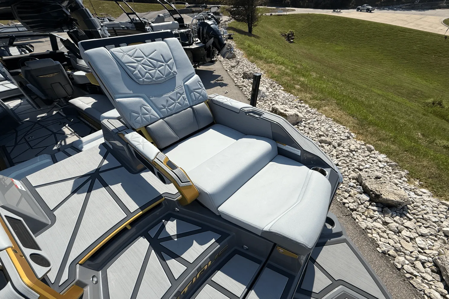 2024 Nautique 25 PARAGON Image Thumbnail #23