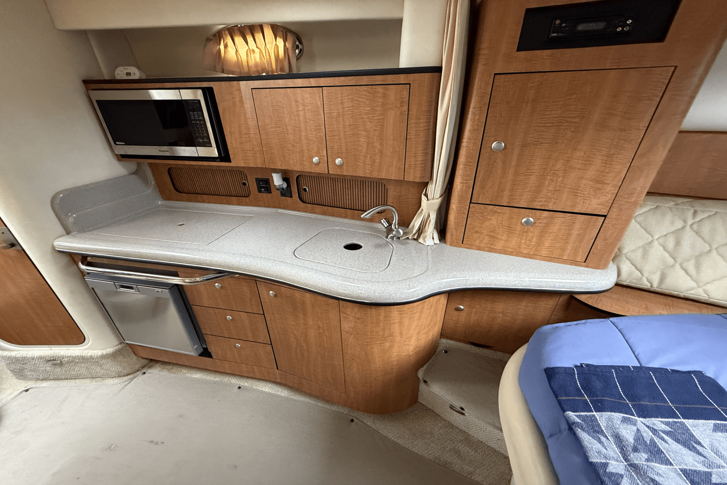 2006 Sea Ray 320 Sundancer Image Thumbnail #27