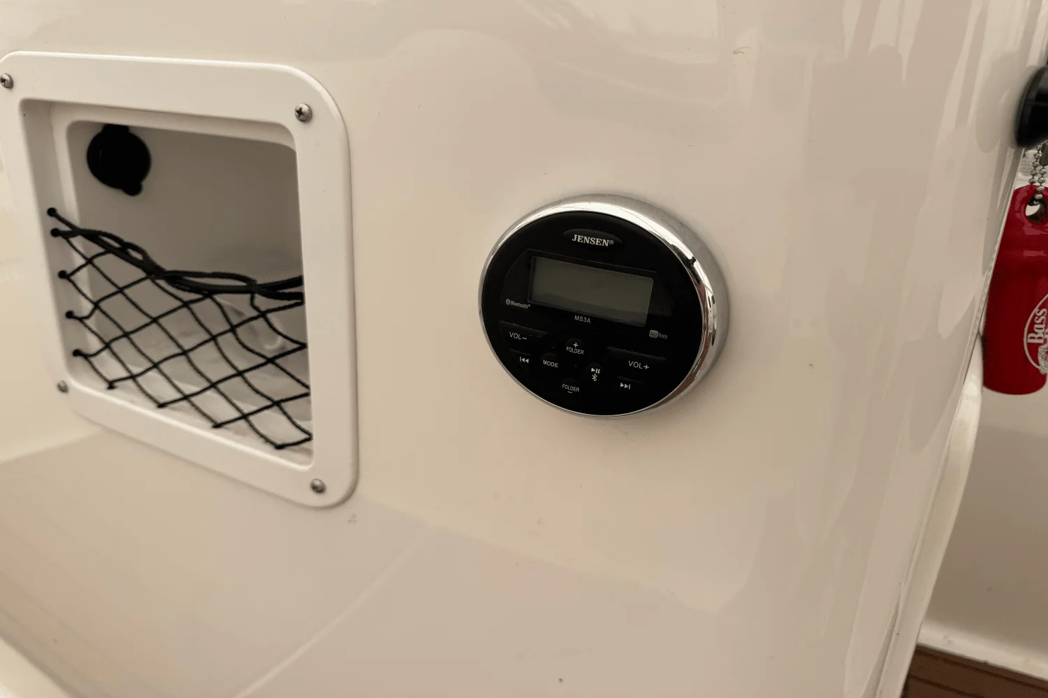 2019 Bayliner 180 EL Image Thumbnail #6