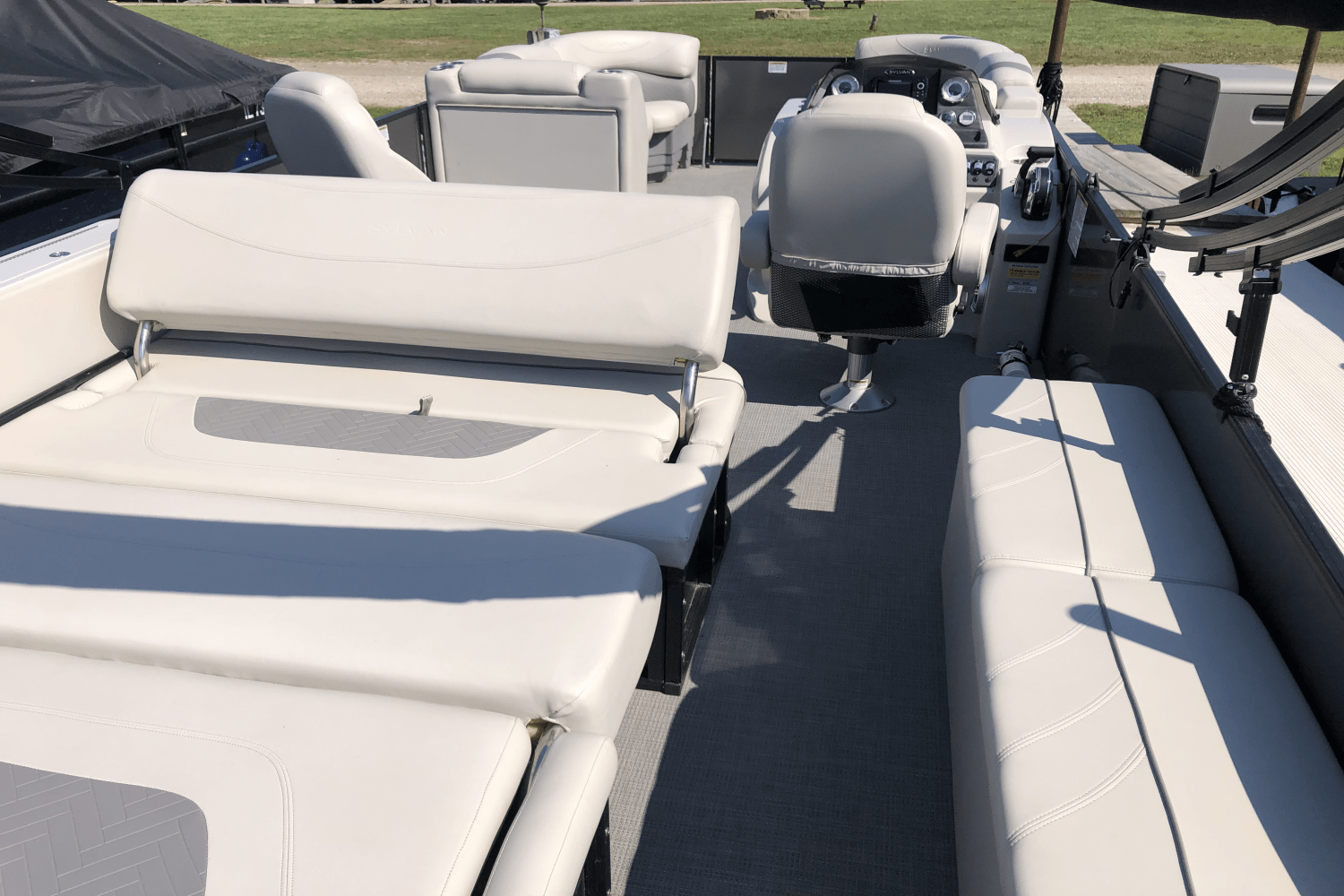 2019 Sylvan MIRAGE 8524 DLZ Image Thumbnail #21