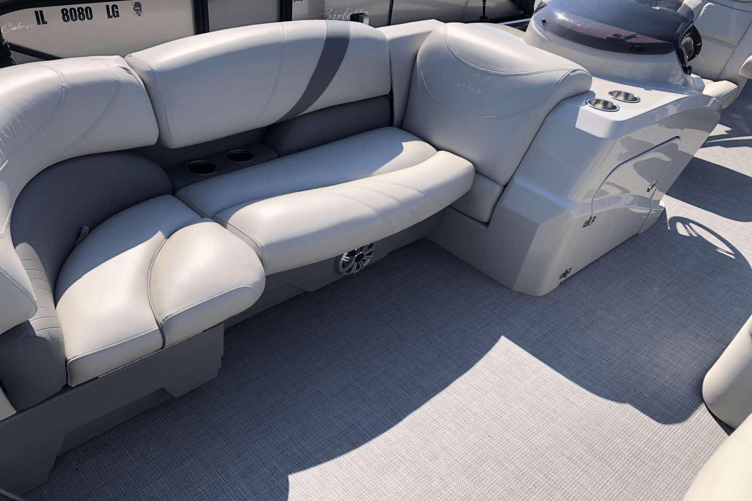 2019 Sylvan MIRAGE 8524 DLZ Image Thumbnail #5