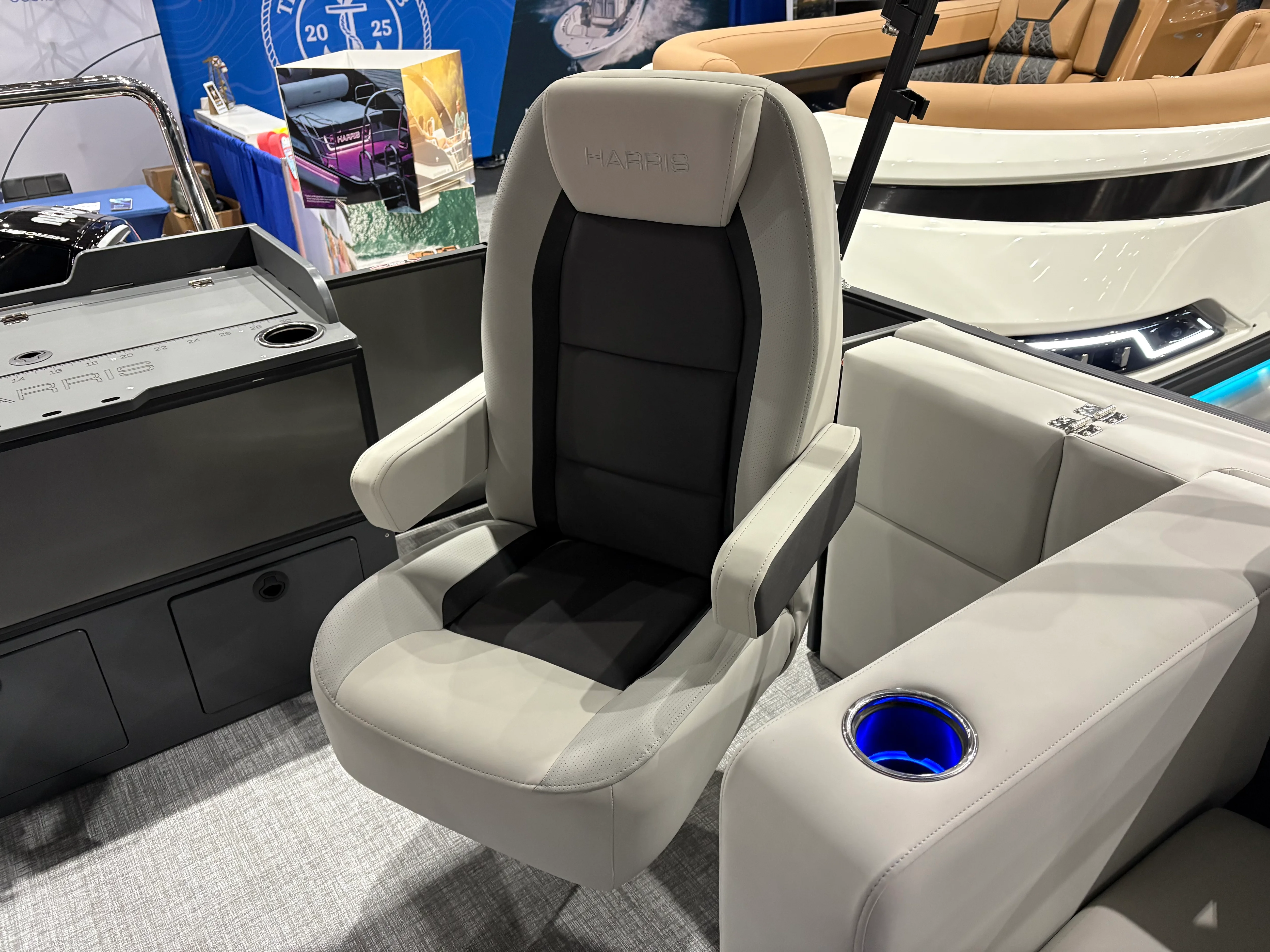 2026 Harris Cruiser 210 Image Thumbnail #14