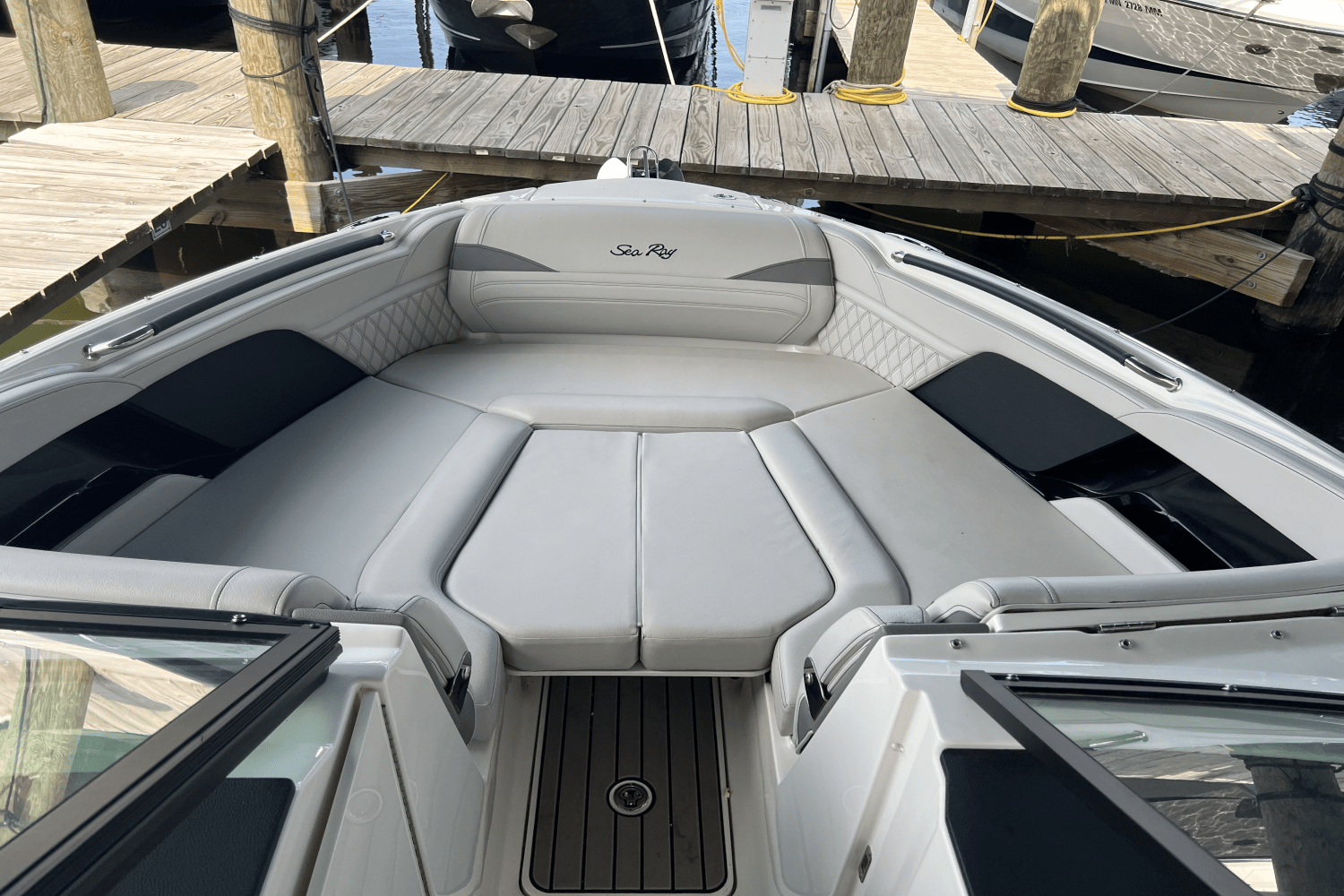 2023 Sea Ray 260 SLX Image Thumbnail #18
