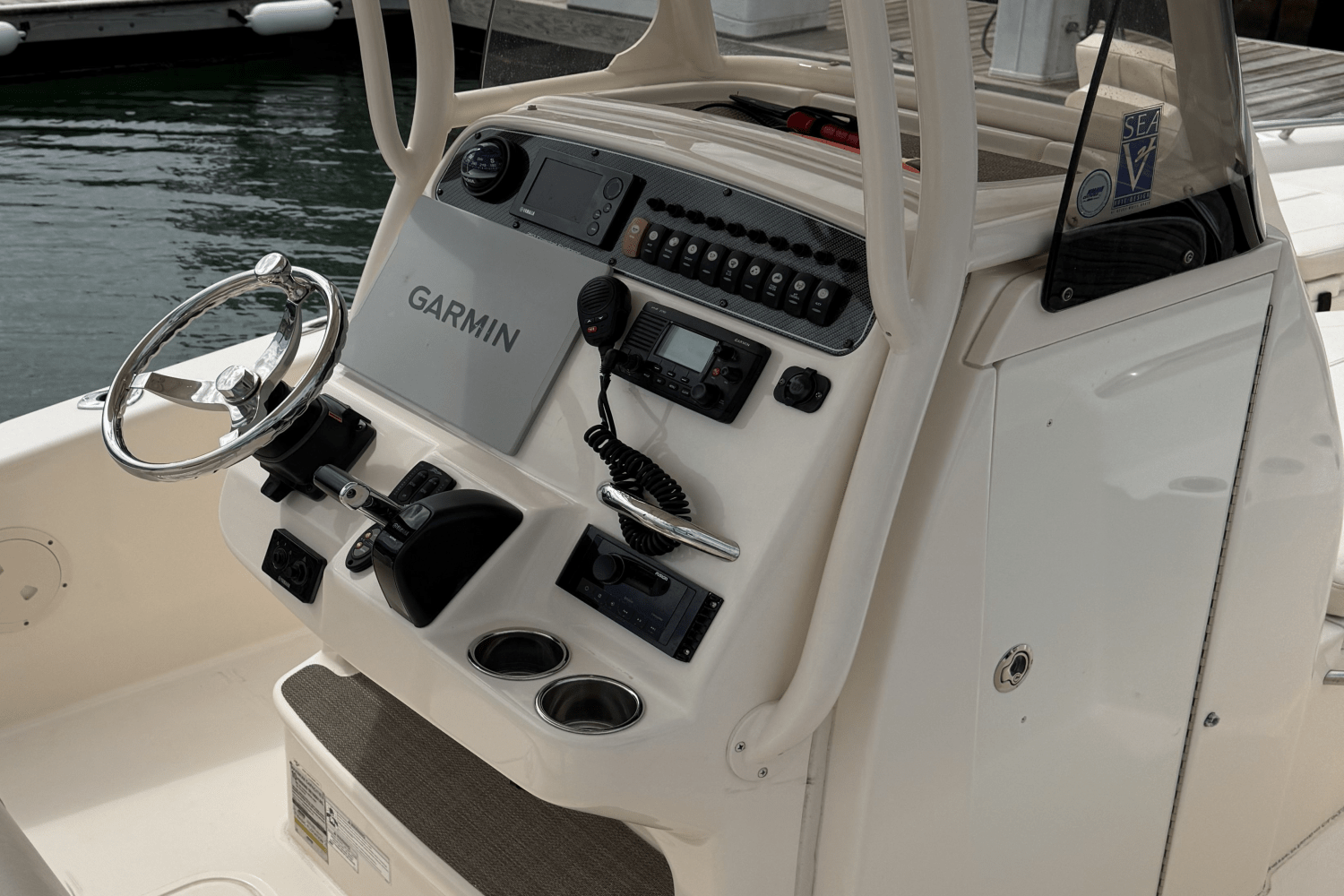 2016 Grady-White 251 COASTAL EXPLORER Image Thumbnail #23