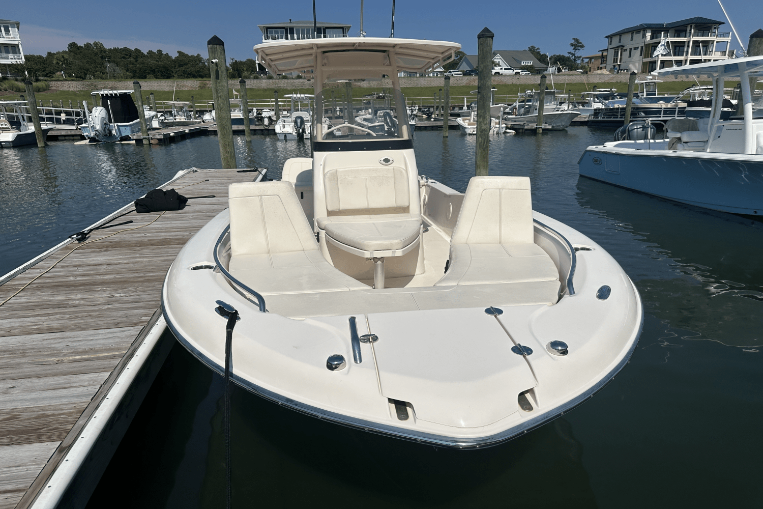 2016 Grady-White 251 COASTAL EXPLORER Image Thumbnail #7