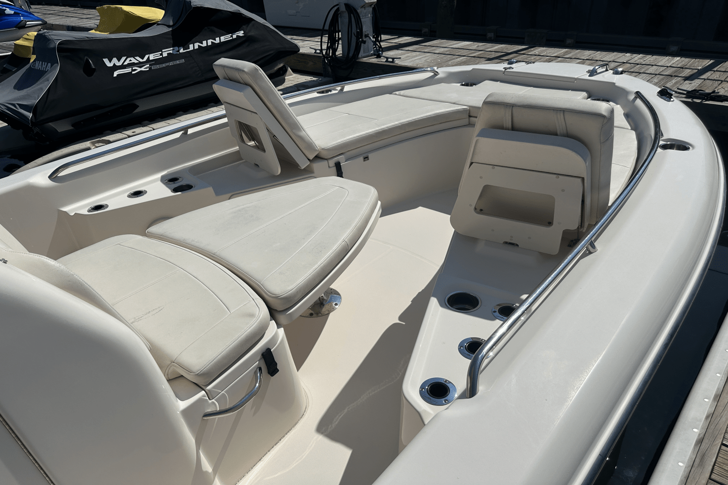 2016 Grady-White 251 COASTAL EXPLORER Image Thumbnail #2