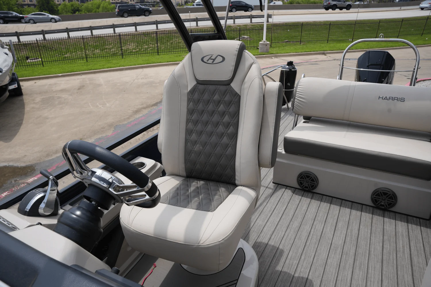 2021 Harris 230 SOLSTICE Image Thumbnail #14