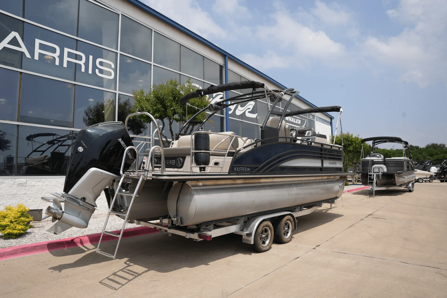 2021 Harris 230 SOLSTICE Image Thumbnail #2