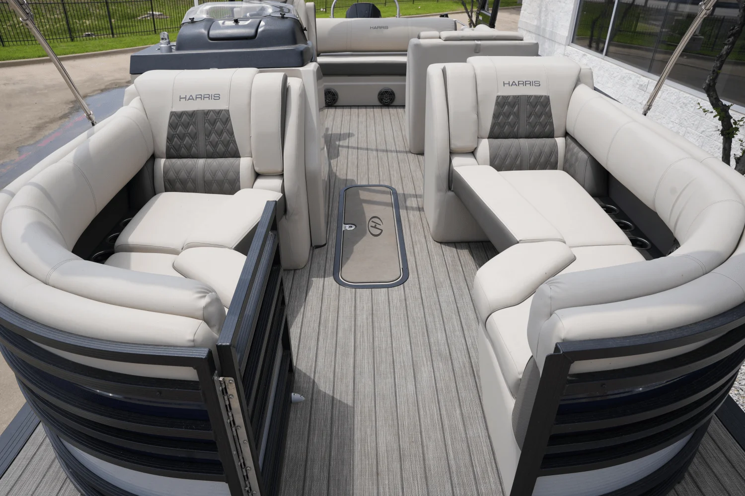 2021 Harris 230 SOLSTICE Image Thumbnail #8