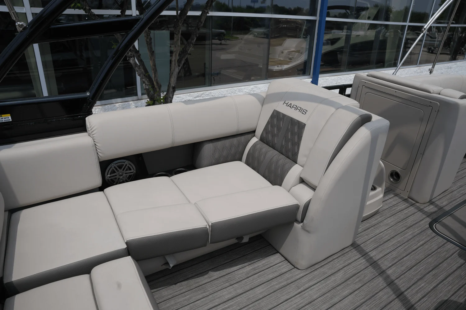 2021 Harris 230 SOLSTICE Image Thumbnail #18