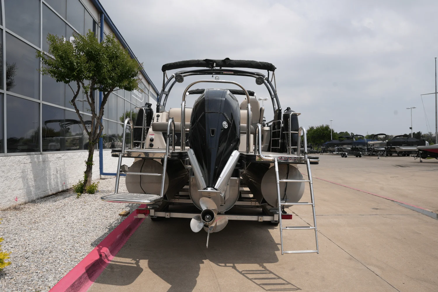 2021 Harris 230 SOLSTICE Image Thumbnail #4