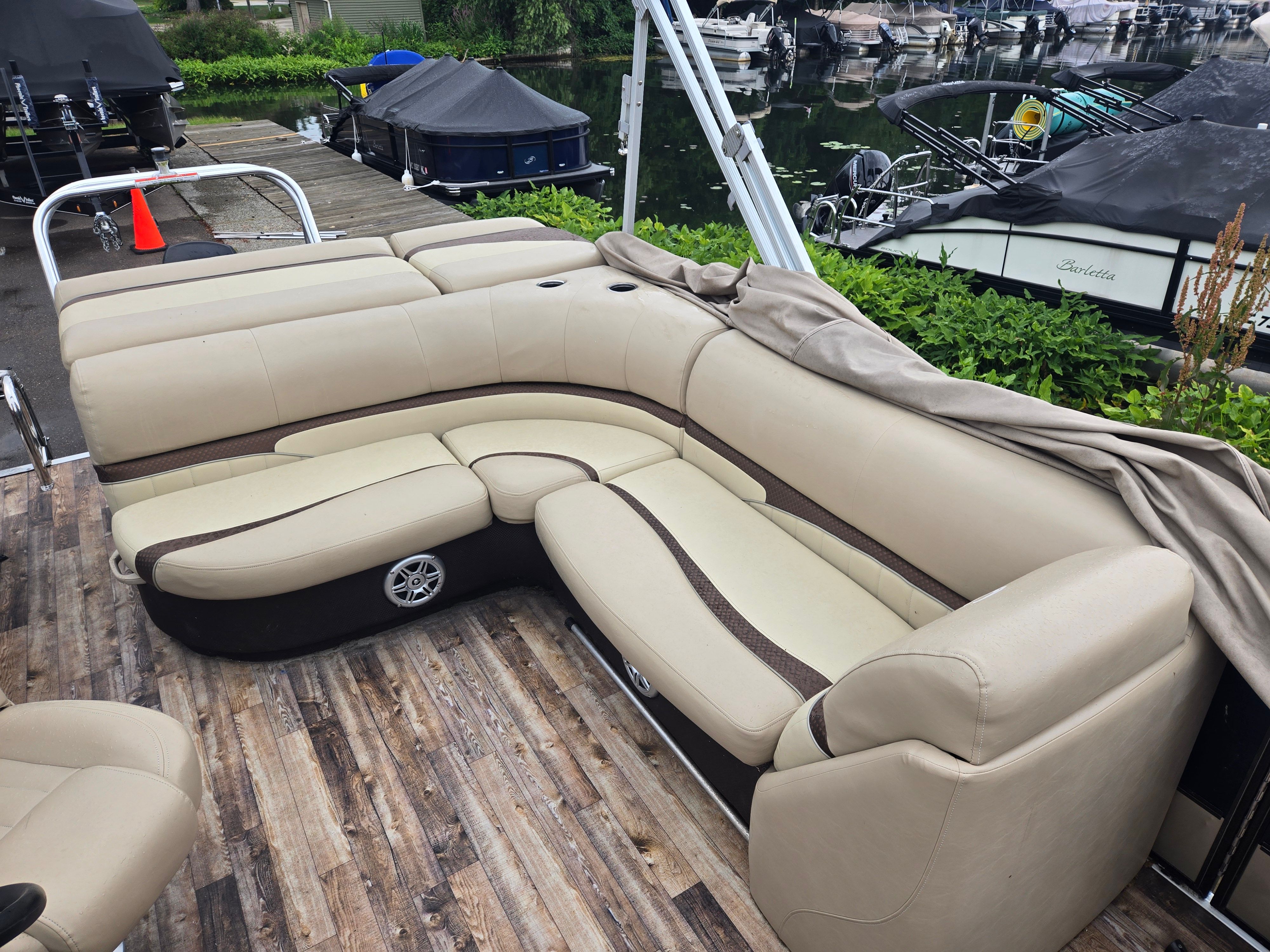 2016 Crest 250 CLASSIC L Image Thumbnail #5