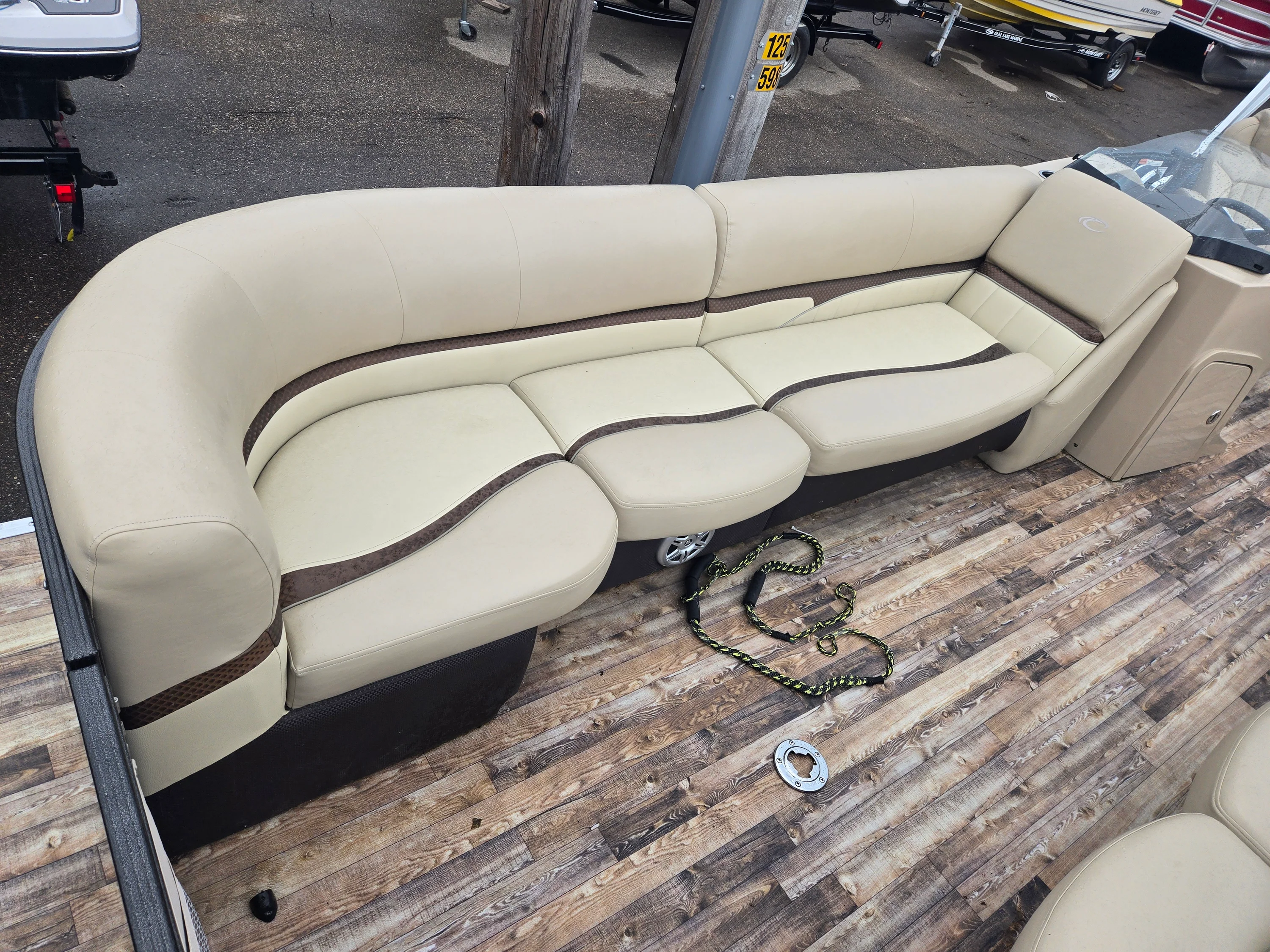 2016 Crest 250 CLASSIC L Image Thumbnail #4