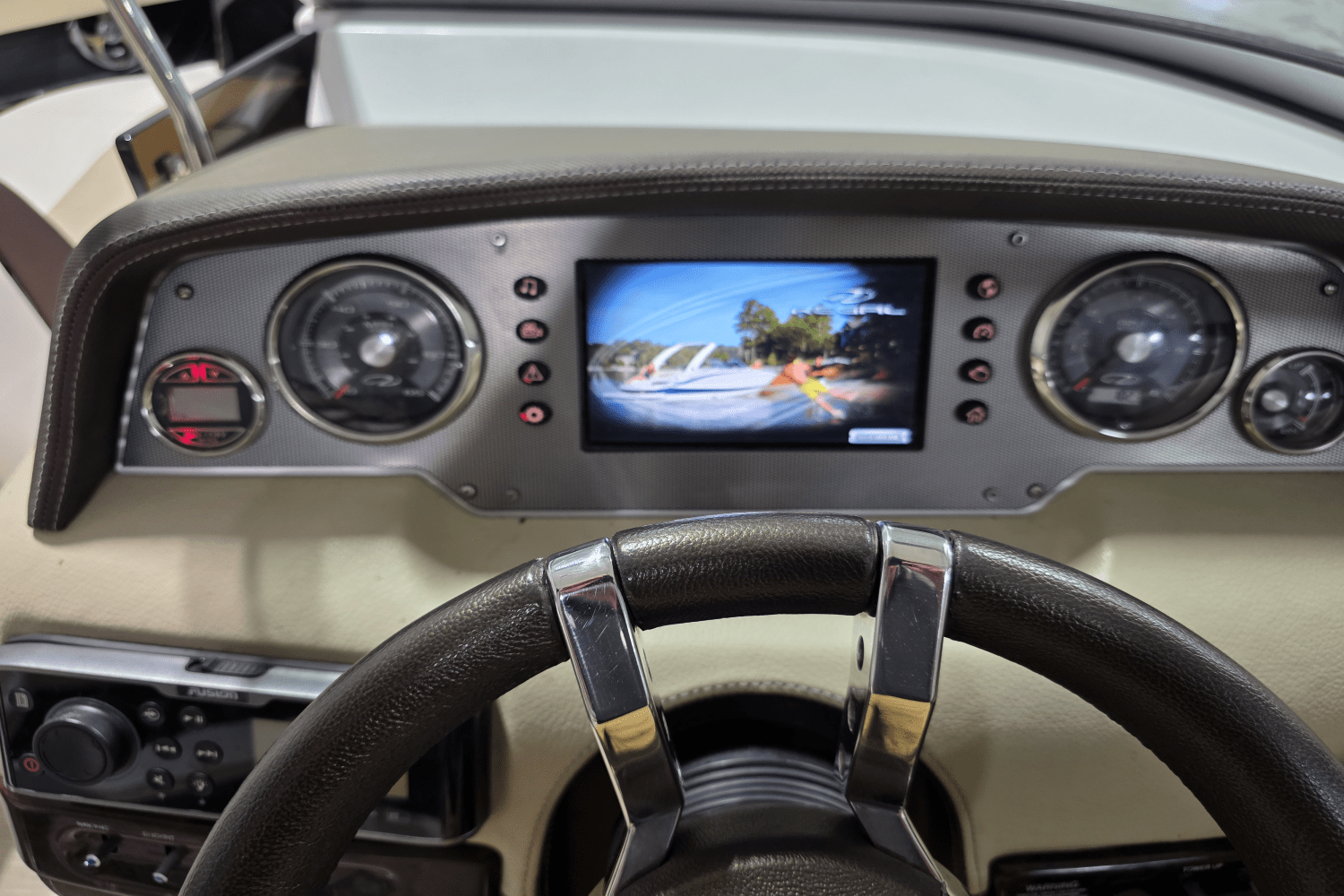 2015 Regal 2500 Image Thumbnail #12