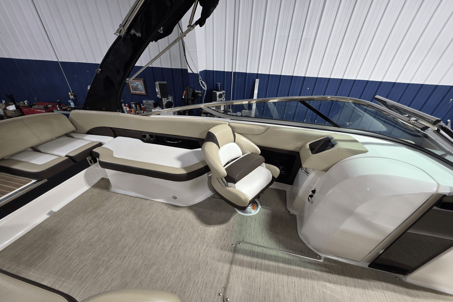 2015 Regal 2500 Image Thumbnail #6