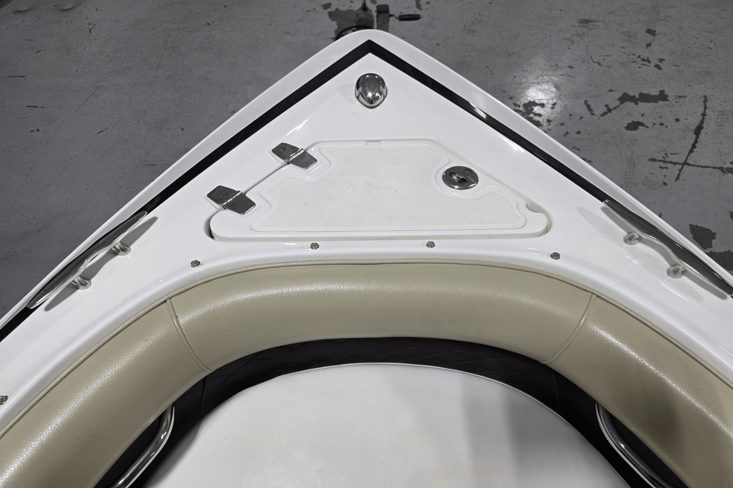 2015 Regal 2500 Image Thumbnail #16