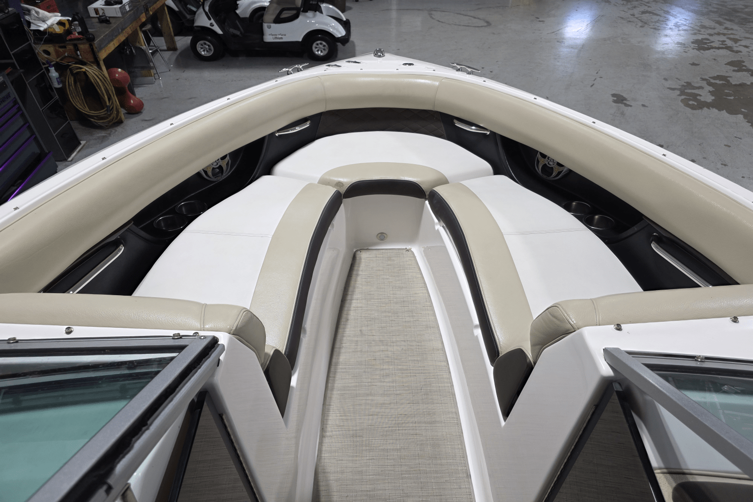 2015 Regal 2500 Image Thumbnail #13