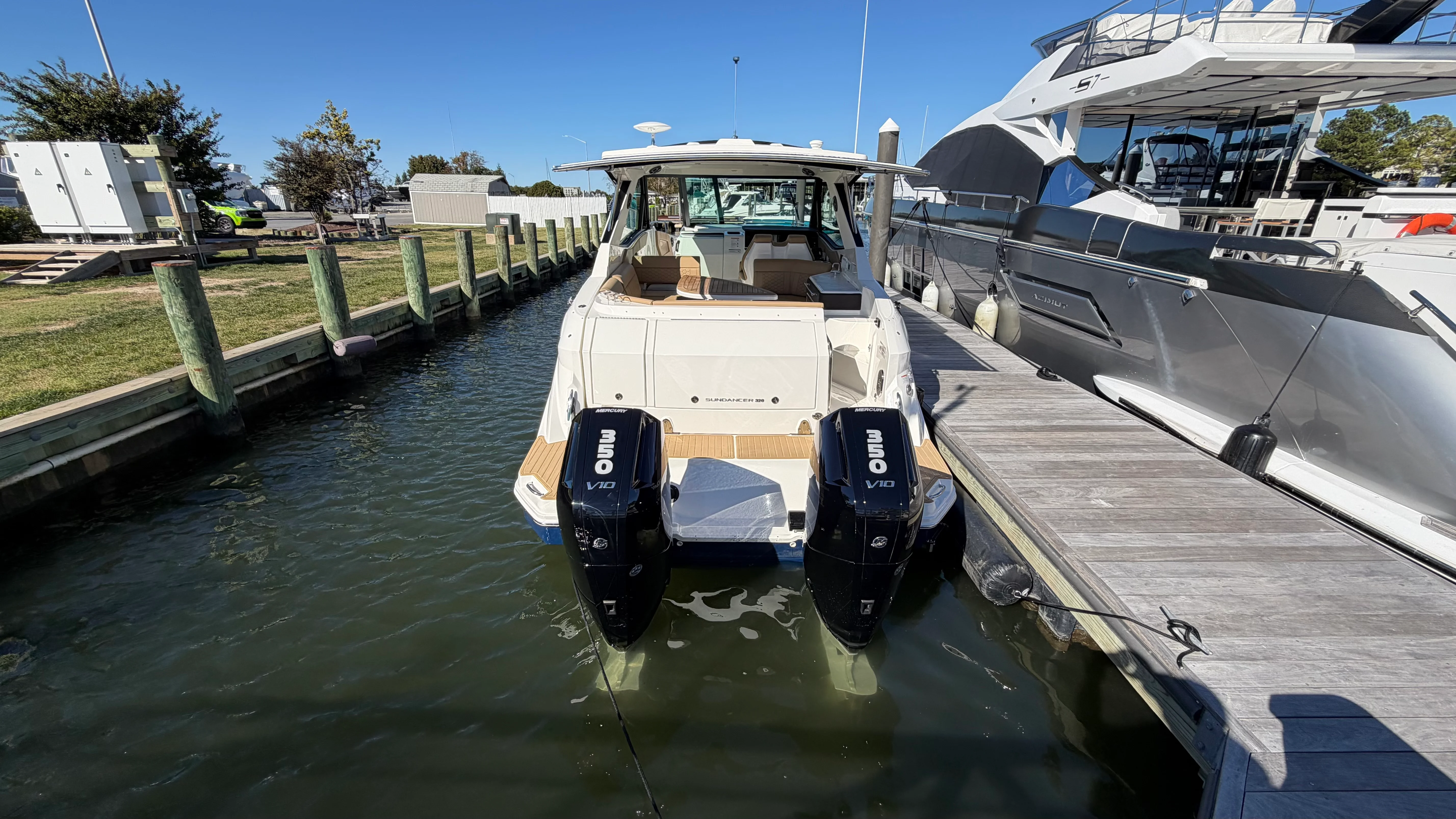 2026 Sea Ray Sundancer 320 Outboard Image Thumbnail #8