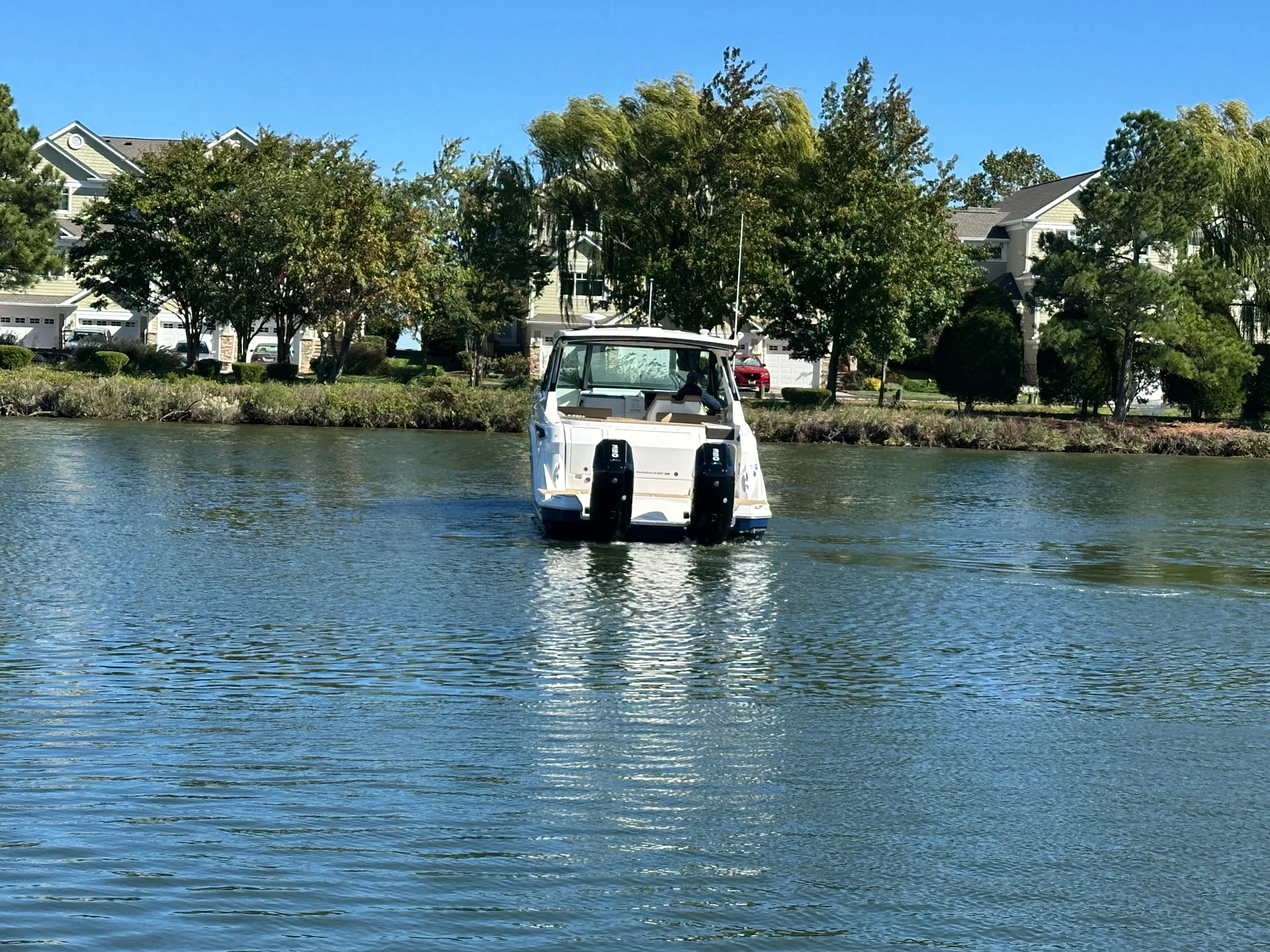 2026 Sea Ray Sundancer 320 Outboard Image Thumbnail #3