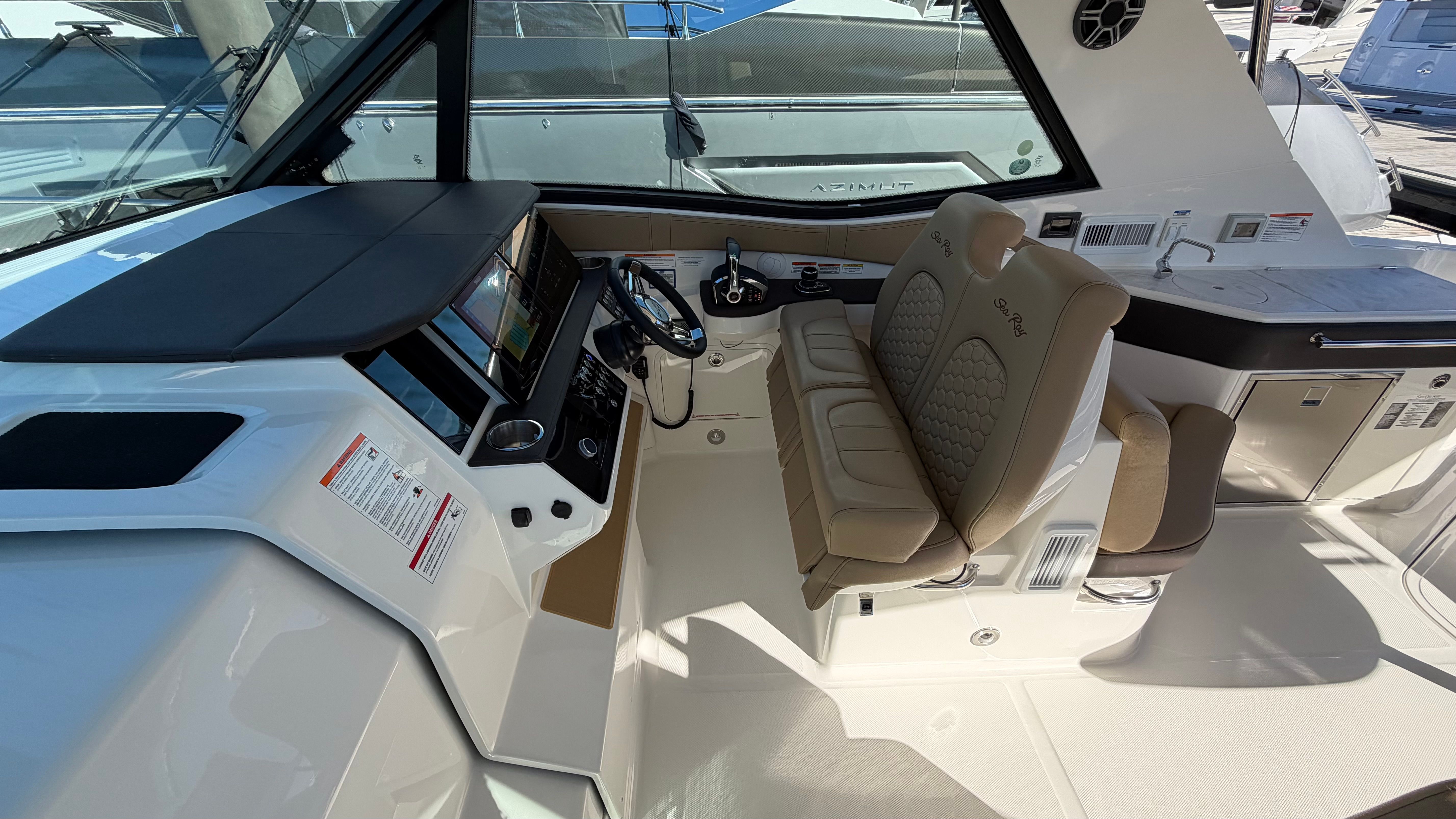 2026 Sea Ray Sundancer 320 Outboard Image Thumbnail #22