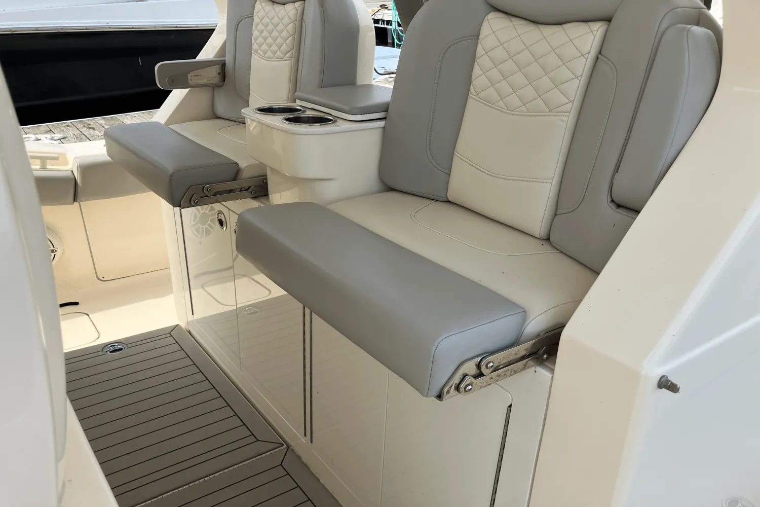 2024 Scout 425 LXF Image Thumbnail #17