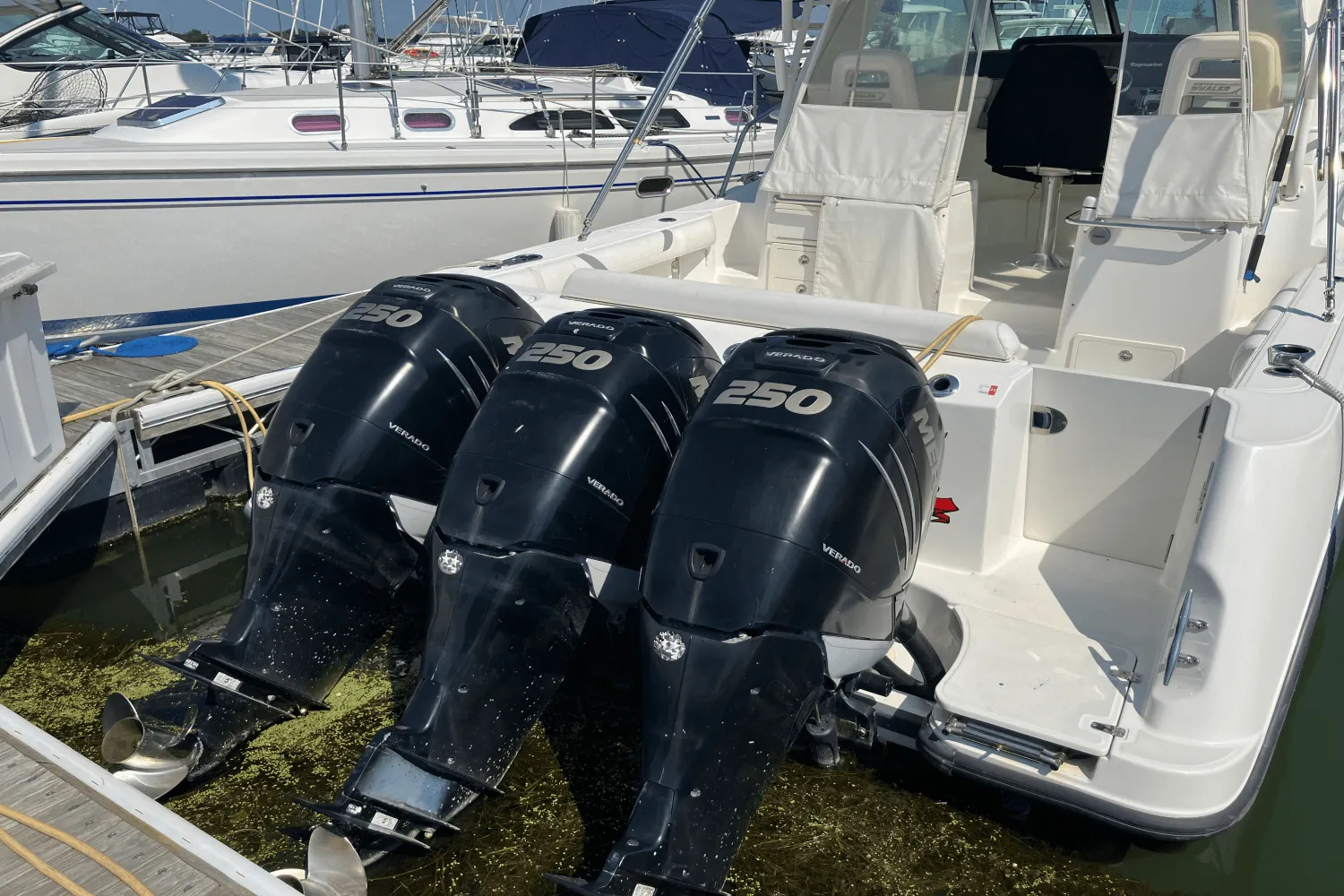 2013 Boston Whaler 345 CONQUEST Image Thumbnail #5