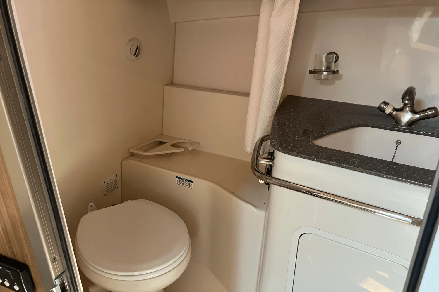 2013 Boston Whaler 345 CONQUEST Image Thumbnail #31